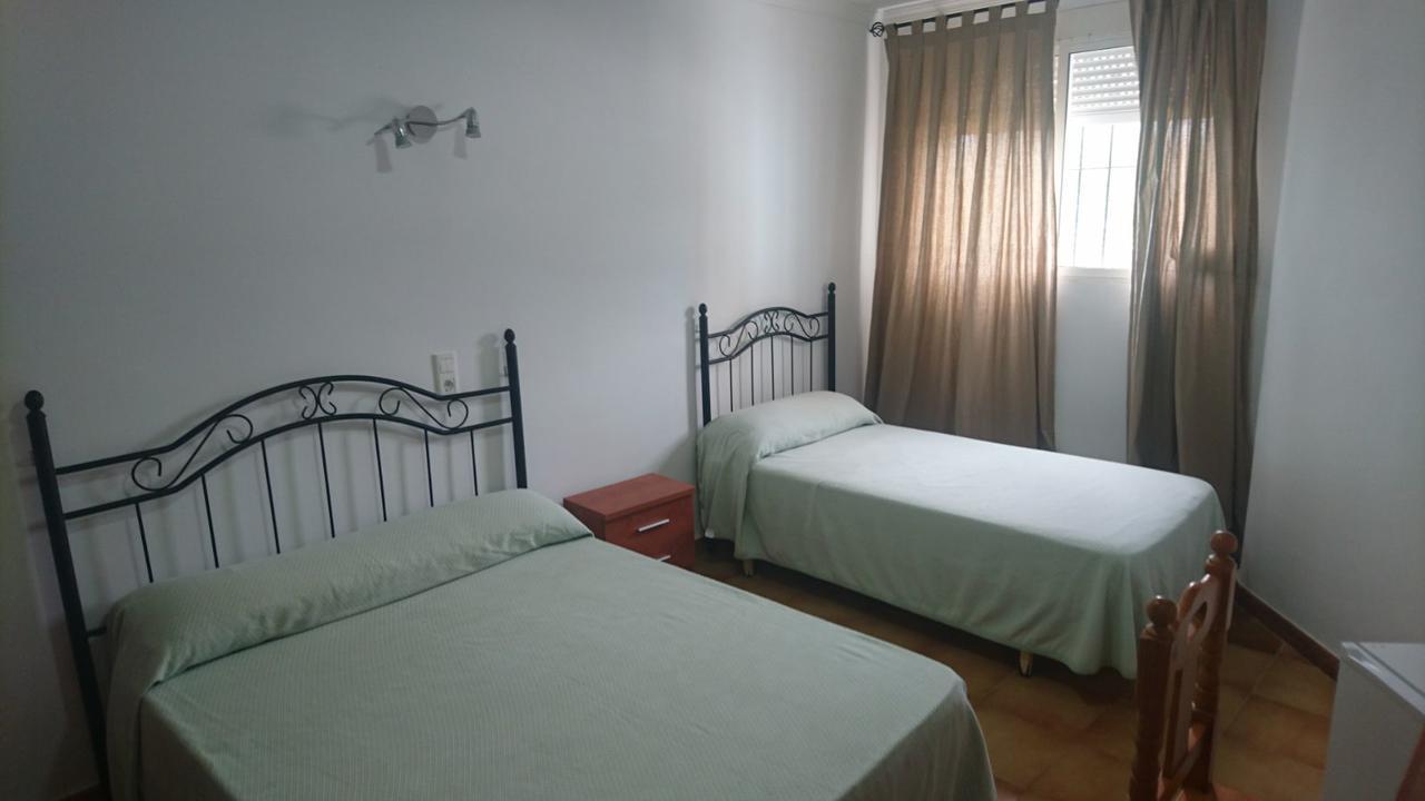Hostal Tamarindos Маталасканьас Экстерьер фото